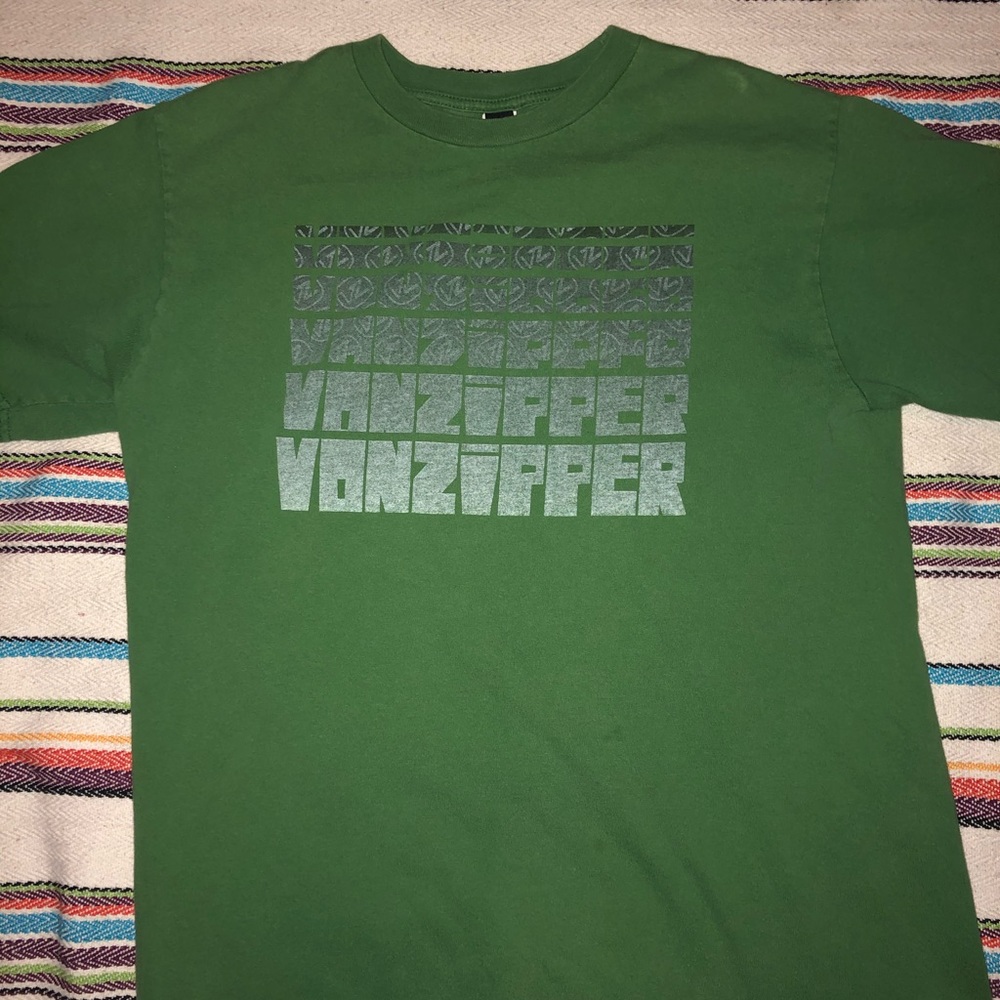 Von zipper tee